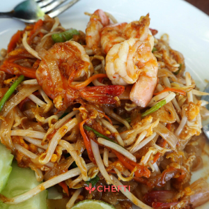 Découvrez notre succulente recette chinoise de nouilles au crevettes. Profitez de notre service de livraison à domicile et au bureau en Martinique pour déguster ce plat chez vous ou au travail.
