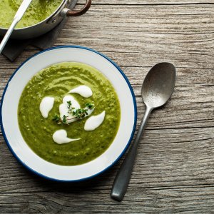 Calalou, la soupe qui vont fait du bien. Repas frais livré en martinque. Commander en ligne vos repas et faites vous livrer à Fort de France. Plats dignes de restaurant