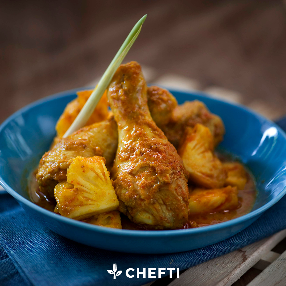 Savourez cette semaine, une recette originale et exquise, le poulet à l'ananas sauce aigre-douce accompagné de son riz. Un plat délicieux qui ne fera que satisfaire vos envies ! Livré chez vous ou au bureau en Martinique, une recette qui saura vous surprendre. Traiteur en Martinique et chef à domicile. Repas en livraison ou repas à emporter.