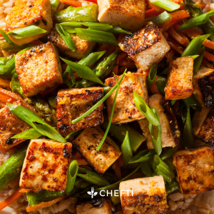 Découvrez notre succulente recette de bowl tofu et légumes rôtis. Profitez de notre service de livraison à domicile et au bureau en Martinique pour déguster ce plat chez vous ou au travail.